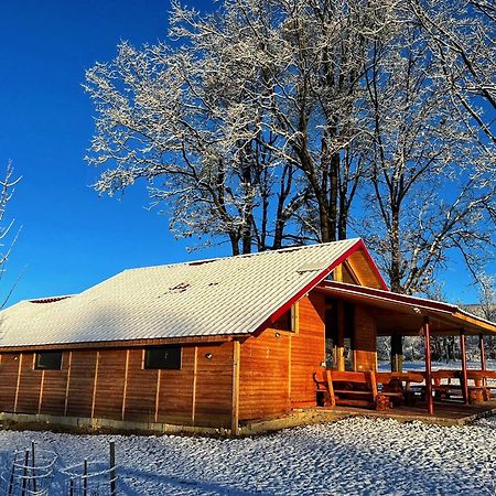 Casuta Din Stejari-Transalpina Villa Novaci-Straini Luaran gambar