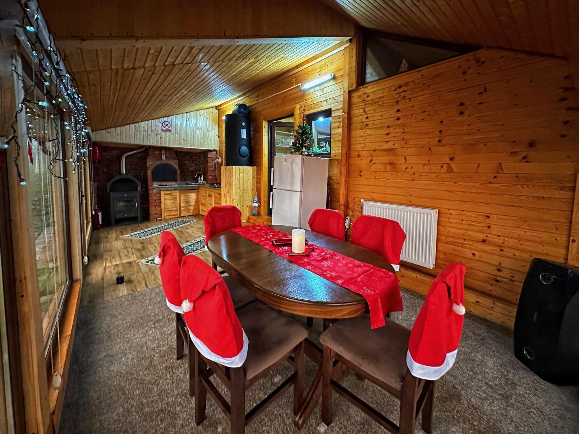 Casuta Din Stejari-Transalpina Villa Novaci-Straini Luaran gambar